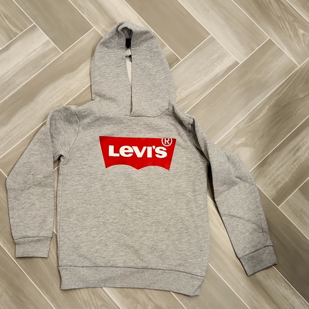 Levi Hoodie